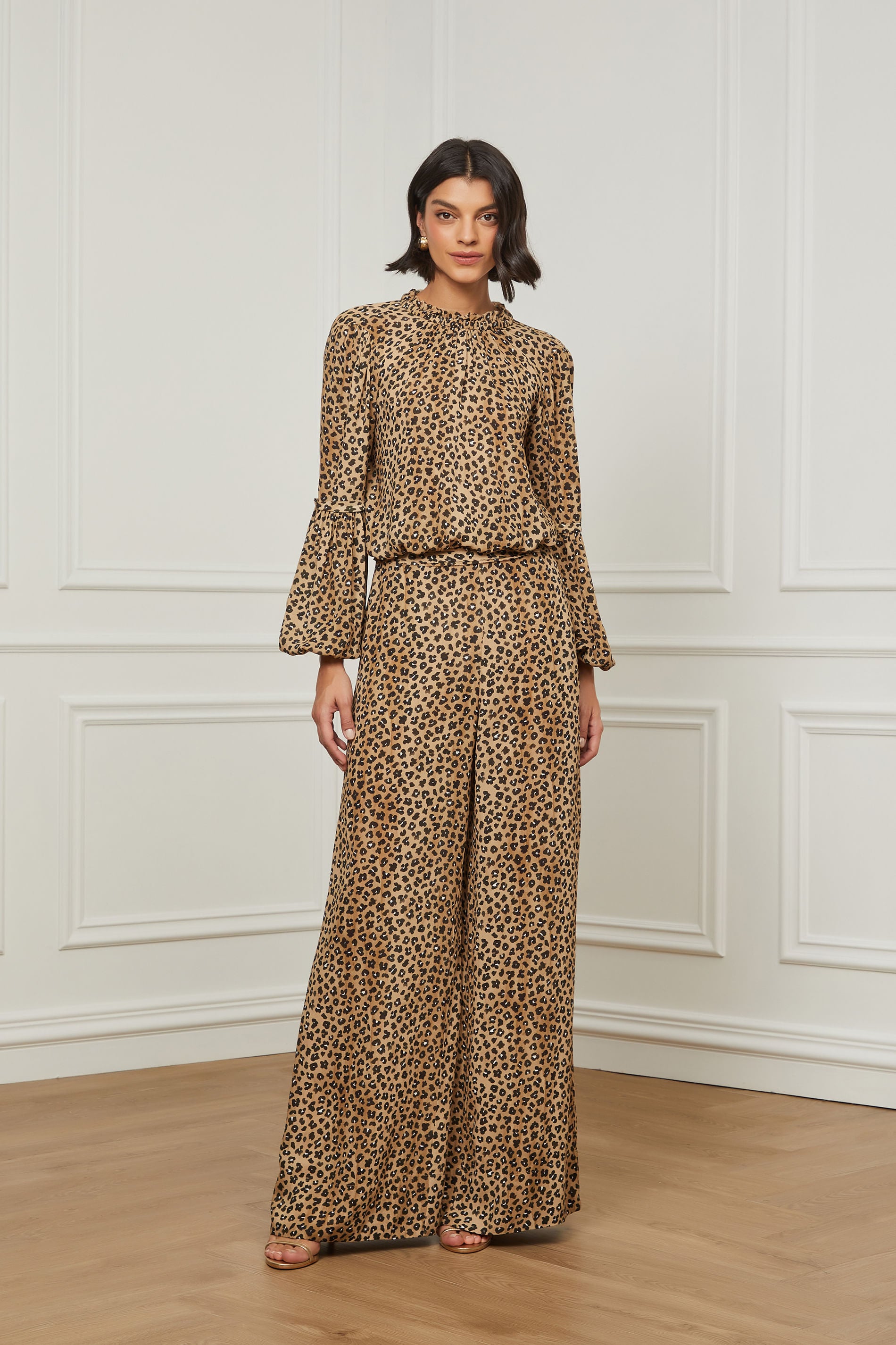 Detalhe da estampa onça liberty — Animale