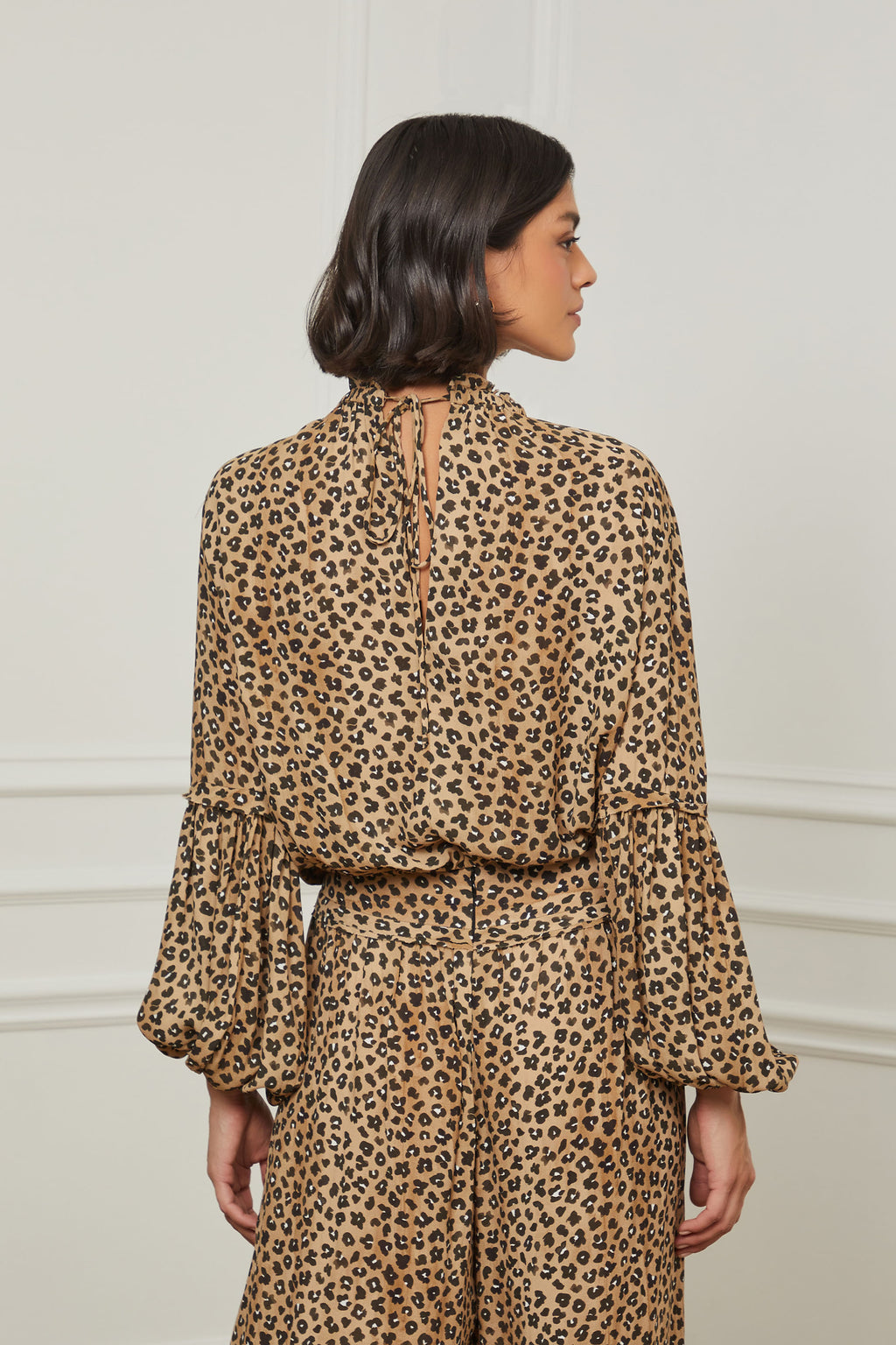 Gola alta — blusa Onça Animale